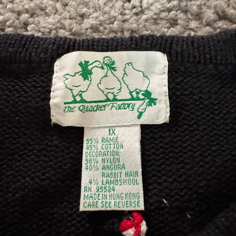 Women’s Vintage Christmas Candy Sweater XL - Picture 5 of 5